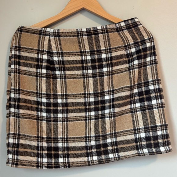 Tan and Black Plaid Mini Skirt - Picture 2 of 4